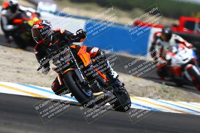 media/Jun-07-2025-TrackDaz (Sat) [[4413525952]]/B Group/1220pm (Turn 1)/